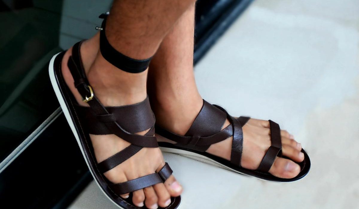  Best leather sandals for men and women + Best Buy Price 