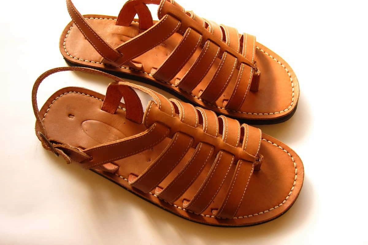  Introduction of running leather sandals + Best buy price 