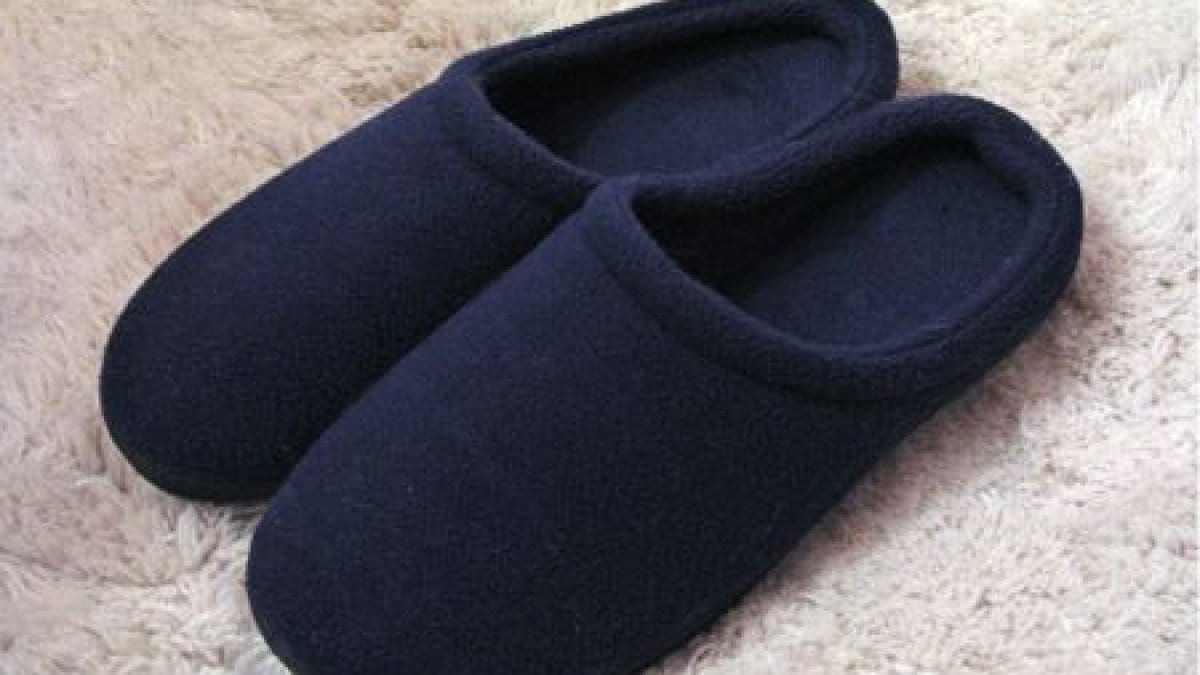  Best warm slippers for ladies| Buy at a Cheap Price 