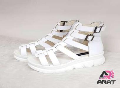 nice sandals with complete explanations and familiarization